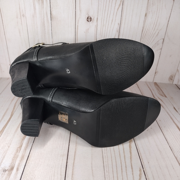 Slouchy Buckle Boots - Picture 7 of 9